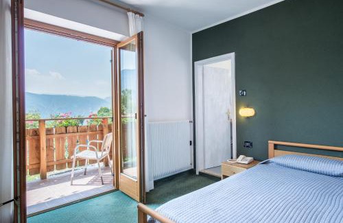 Vattaro Hotel | Al Pian Garnì Hotel - Family-Friendly B&B & Pizza Retreat