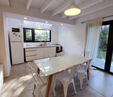 Angostura Ski Chalet | Ideal Family Retreat at Al pie del Cerro with Top Ratings