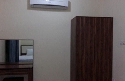 Salalah Apartment | Pet-Friendly Retreat at Al-Qouf Building for Families