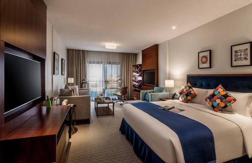 Al Jubail Hotel | Experience Alreem Hotel: 5-Star Retreat with Spa & Pool