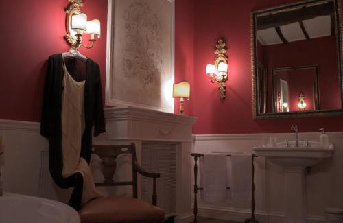 Vignanello Apartment | Family-Friendly Retreat at Al Ristoro di Handel - Rated 9.3/10