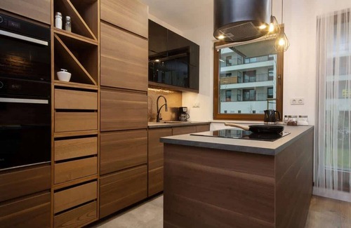 Wilanow Apartment | Modern Apartment Rzeczypospolitej Avenue with Terrace & Parking