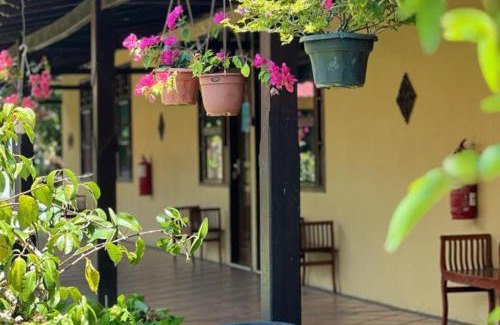 Janda Baik Resort | Cozy Al Sakinah Resort: Child-Friendly & Wheelchair Accessible
