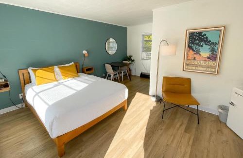Michigan City Hotel | Pet-Friendly Escape at Al & Sally's Motel - 8.2/10 Rated