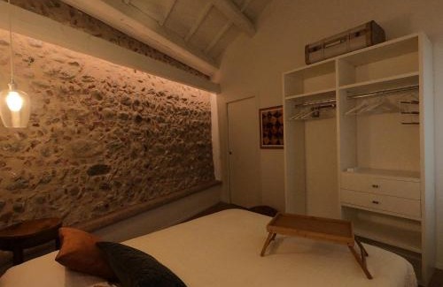 Bassano del Grappa Apartment | Stellar Al Vecchio Porto: Top-Rated Stay with Restaurant