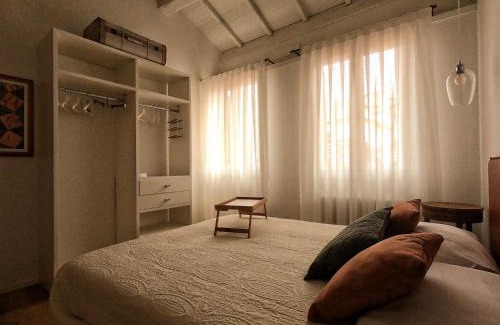 Bassano del Grappa Apartment | Stellar Al Vecchio Porto: Top-Rated Stay with Restaurant