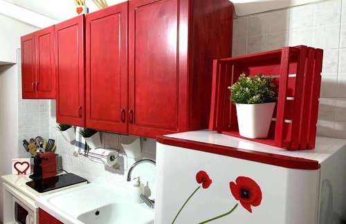 Ginosa House | Al Vicoletto: Prime Historic Apartment with Ocean Views