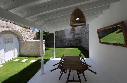 Alacati House | Charming Alaçatı Köyiçi - Historical Stone House Retreat