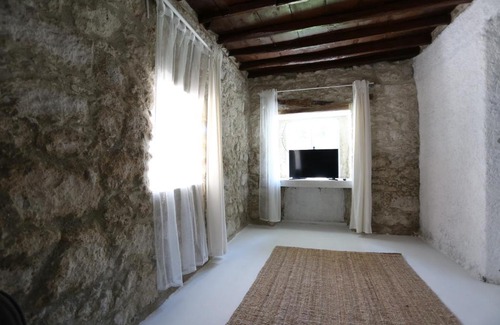 Alacati House | Charming Alaçatı Köyiçi - Historical Stone House Retreat