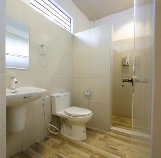 Puerto Princesa City Centre Bed & Breakfast | Cozy Ala Amid Bed & Breakfast with Pool and Family Amenities