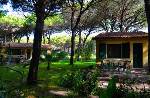 Arborea Apartment | Family-Friendly Ala Birdi Cottage Steps from the Beach