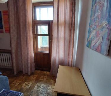 Dniprovs'kyi District Apartment | Pet-Friendly Alabama Hotel with Family Amenities and Dining