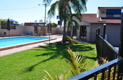 Taree Hotel | Experience Comfort at Alabaster Motor Inn with Pool & Breakfast