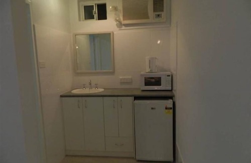 Taree Hotel | Comfortable Alabaster Motor Inn with Pool & Restaurant