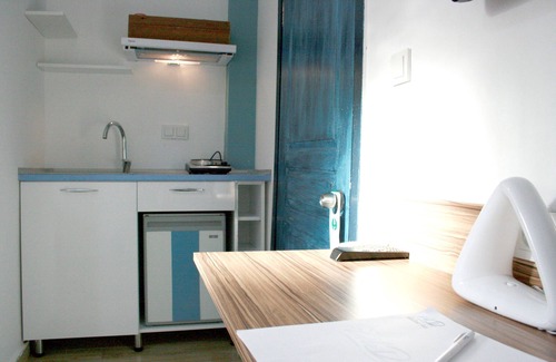 Buyukcekmece Hotel | Kid-Friendly Retreat at AlaDeniz Hotel with Restaurant