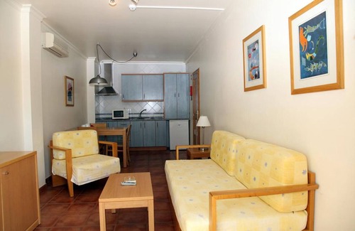 Altura Hotel | Inviting Alagoa Azul Apartments with Pool and Family Amenities