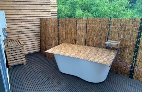 Shirahama House | Relax at Alaise De Bale Shirahama with Oceanfront Views