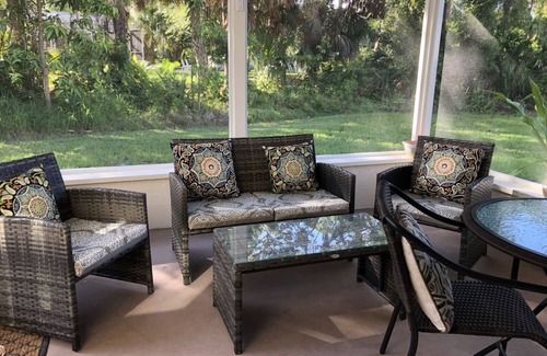 Englewood House | Exceptional Alamander 3: Family-Friendly Retreat Awaits