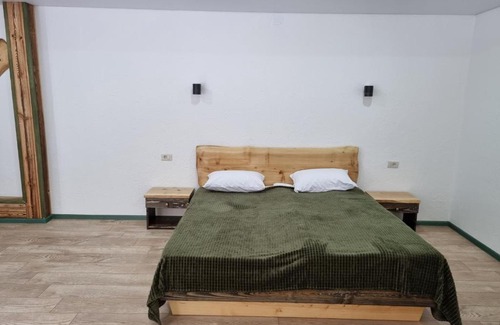 Terskol Hotel | Discover Alamat Hotel: Highly Rated with Free Breakfast & Kitchen