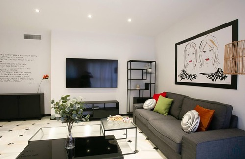 Ensanche Centro Apartment | Experience Comfort at Living4malaga Alameda Colon Hotel