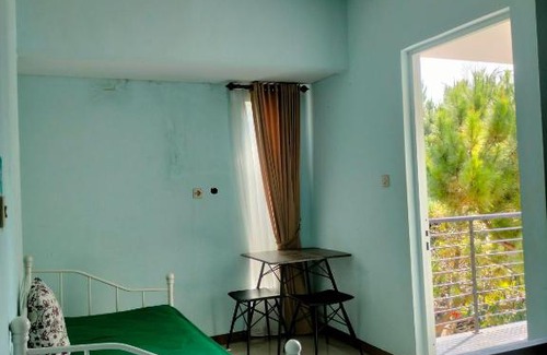 Garut House | Family-Friendly Alana Villa with Pool & Kitchen Amenities