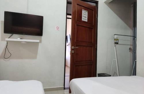 Garut House | Budget-Friendly Stay at Alana House Syariah