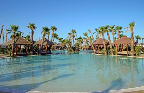 Crevillente Resort | Elegant Alannia Costa Blanca: Oceanfront Bliss Awaits
