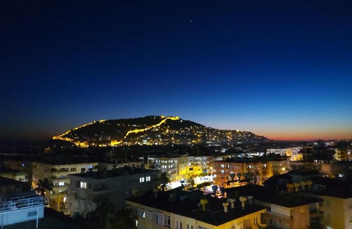 Alanya Apartment | Pet-Friendly Alanya Tower Sky Beach with Oceanfront Views
