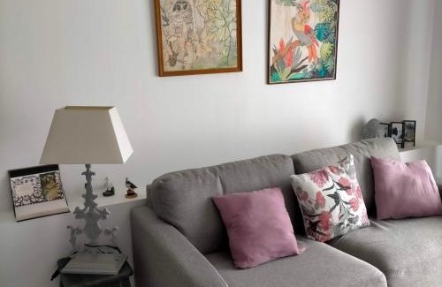 Comigne House | Scenic Alaric Lodge: Cozy Gîte with Oceanfront Views