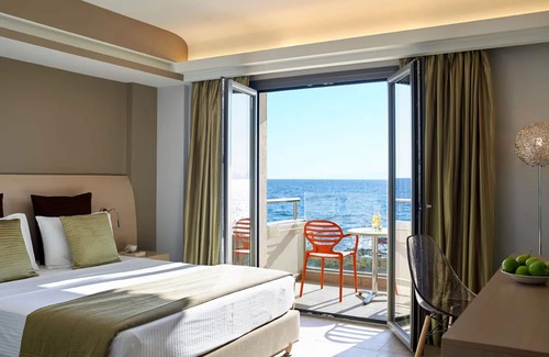 Elea Hotel | Escape to Alas Resort & Spa: Rated 9.8 with Ocean Views