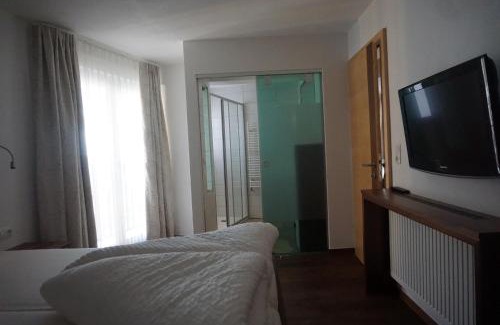 Ischgl Apartment | Pet and Child Friendly Alaska Apartment with 9.3/10 Reviews