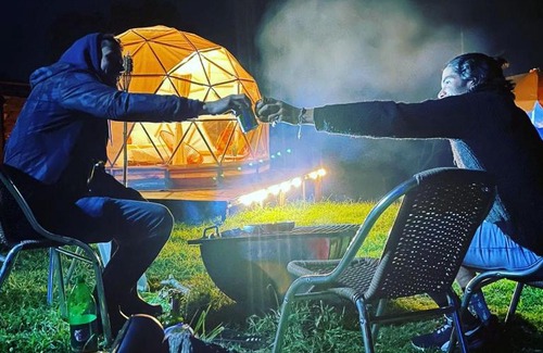 Sesquile Other | Pet-Friendly Alaska Glamping Domos y Cabañas Awaits