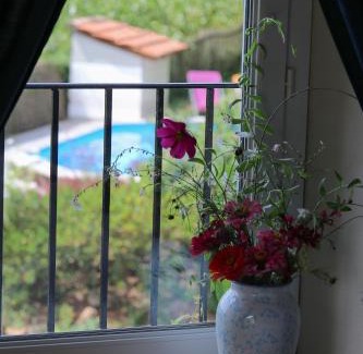 Ossages House | Eco-Friendly Retreat at Alaudy Vacances - 4-Star Gîtes