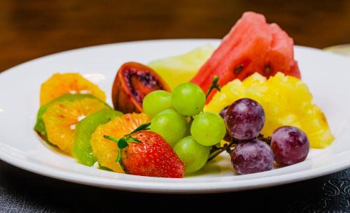 Meru Hotel | Discover Alba Hotel Meru: Beachfront Bliss & Spa Retreat