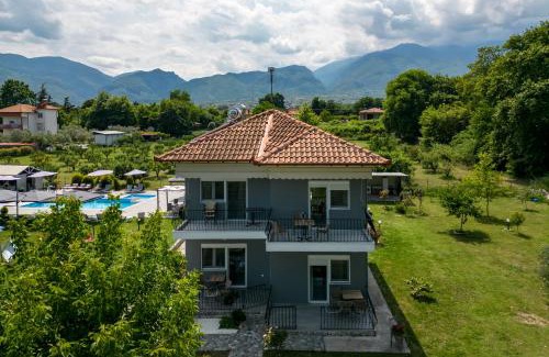 Leptokaria Apartment | Relaxing Getaway at Ntinas Village with Oceanfront Views
