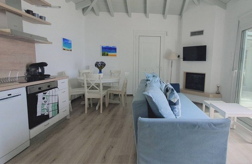 Nea Anchialos Villa | Alba Ocean View Villa: Relax by the Pool with Oceanfront Bliss