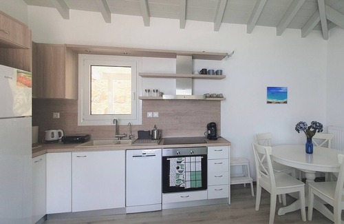Nea Anchialos Villa | Alba Ocean View Villa: Relax by the Pool with Oceanfront Bliss
