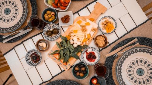 Alacati Hotel | Alba Taş Otel: Pet-Friendly Retreat with Hot Tub Access