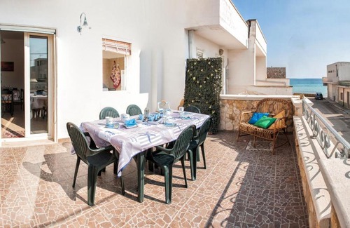 Torre Lapillo Apartment | Albachiara: Pet-Friendly Hotel with Private Beach Access