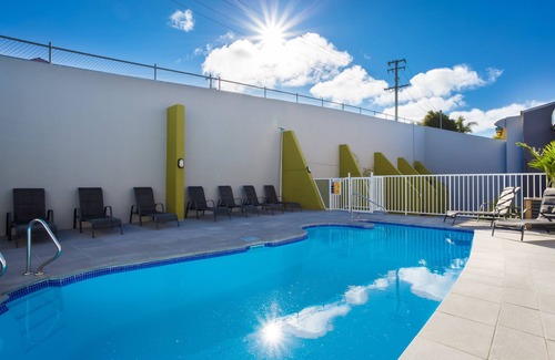 Merimbula Apartment | Exceptional Albacore Apartments with Oceanfront Pool Access