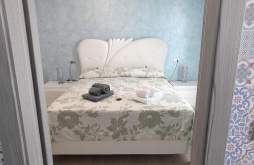 Botricello House | Discover Albamaris Guest House: Family-Friendly Retreat