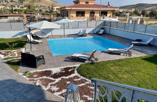 Botricello House | Discover Albamaris Guest House: Family-Friendly Retreat