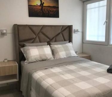 Chosica Apartment | Pet-Friendly Albano: Acoustics, Kitchen & Bath Delight