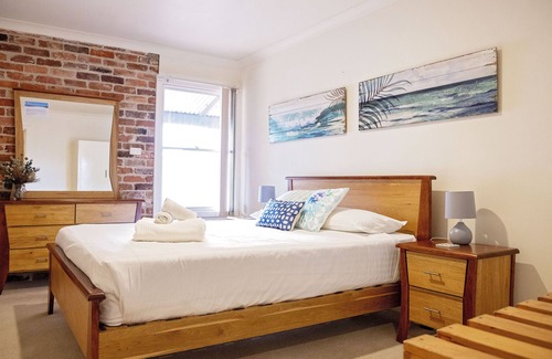 Middleton Beach House | Oceanfront Albany Beachside Accommodation with Top Ratings