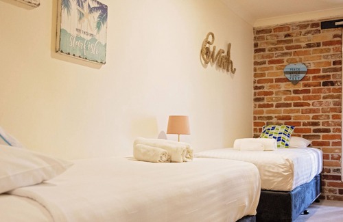 Middleton Beach House | Oceanfront Albany Beachside Accommodation with Top Ratings