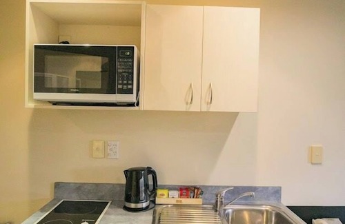 Albany Hotel | Comfortable Albany Executive Motor Inn with Family Amenities