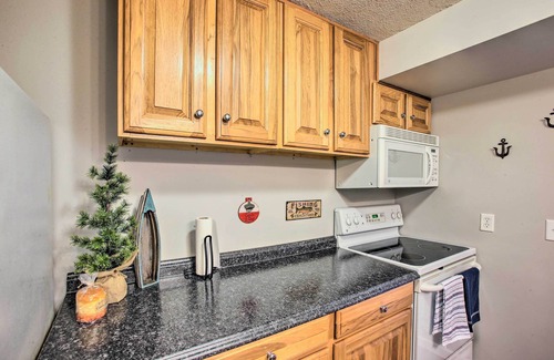 Albany House | Albany Home: Steps from Dale Hollow Lake with Great Amenities