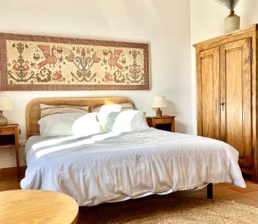 Birgi Vecchi House | Unforgettable Albaria: Pet Friendly with Private Beach Access