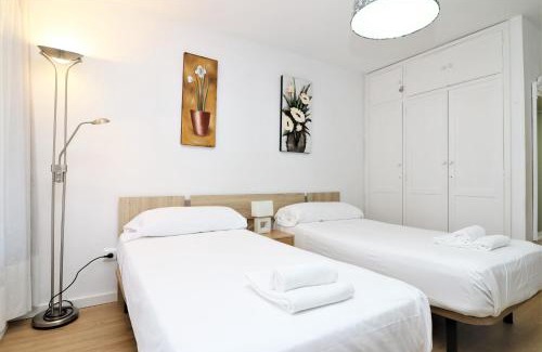 Benidorm Apartment | Inviting Albatros 11-5: Family-Friendly Stay with Pool