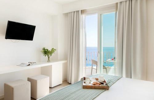 Letojanni Hotel | Exceptional Albatros Beach Hotel with Oceanfront Views
